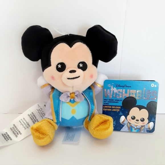 Brand New Disney WDW 50th Anniversary Mickey & Minnie Wishables Mini Plu… - Picture 3 of 3
